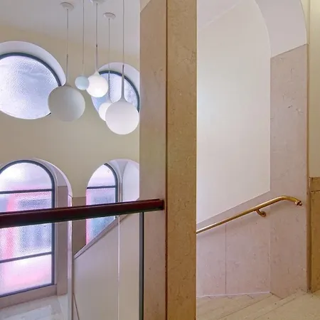 Contempora - Cavallotti 13 - A65 * Milano
